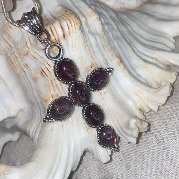 Fire Red Flash Labradorite multi-Gemstone handcrafted Cross Pendant - Picture 4 of 8